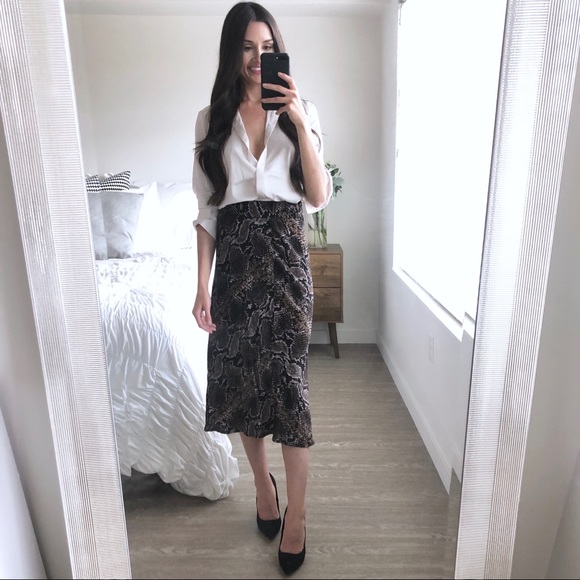 Zara Dresses & Skirts - Zara Snakeprint Midi Skirt